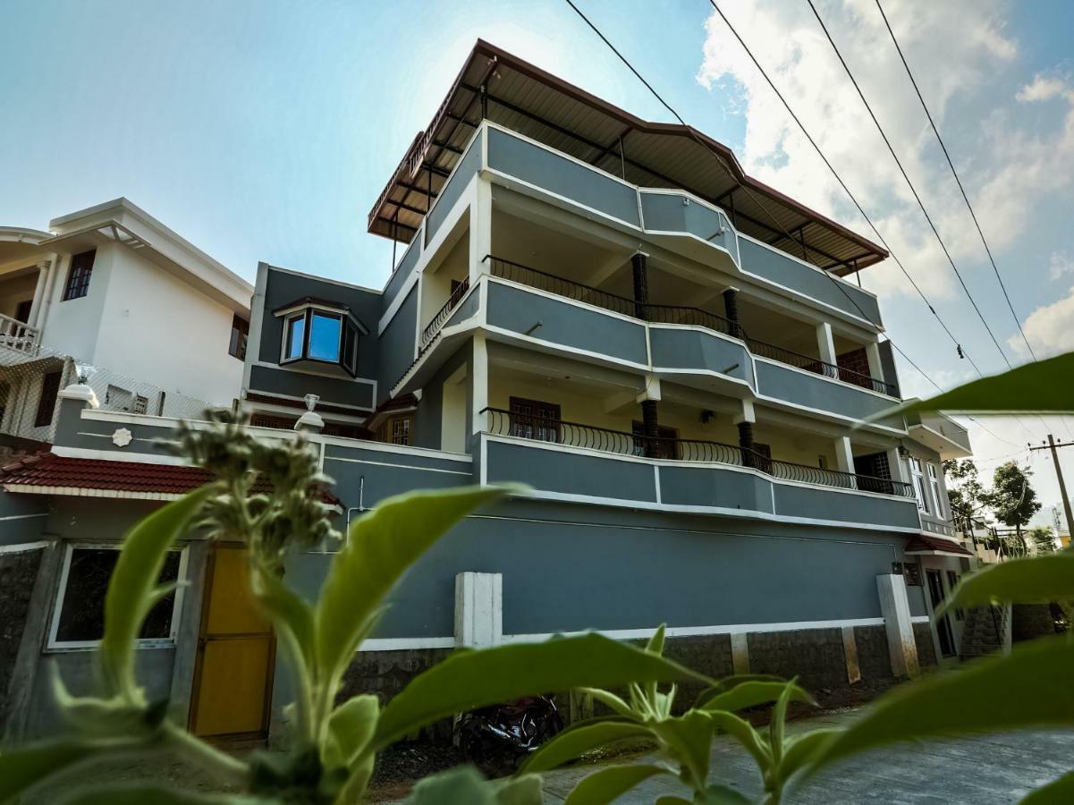 Oyo 32995 Serenest Bed & Breakfast โกตากิริ ภายนอก รูปภาพ